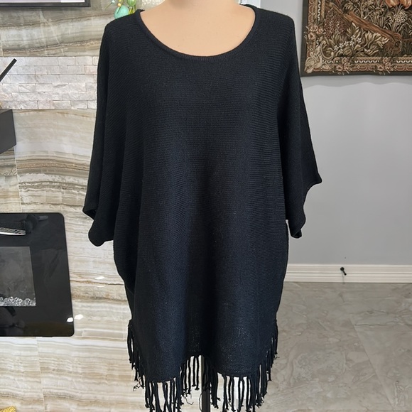 Valerie‎ Stevens 1 Piece Fringe Black Tunic. Size 2X (814) - Picture 3 of 9